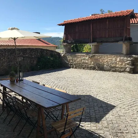 Casa Das Seis Irmas Amares