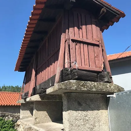 Casa Das Seis Irmas * Amares